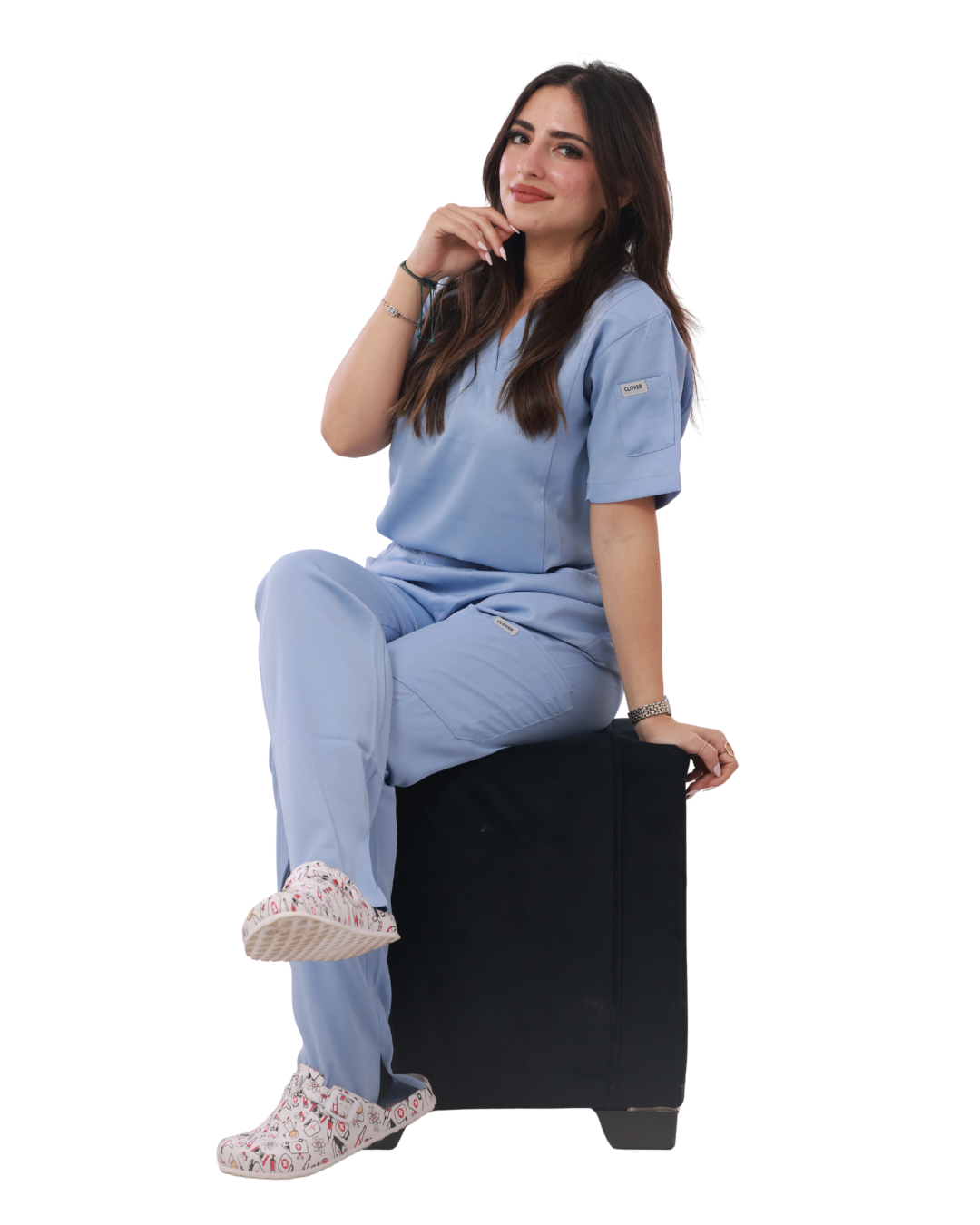 Image de Bleu Ciel — Ensemble médical pour femme Clover Uniform à 4 poches (haut à col en V et pantalon cargo)